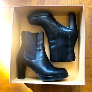ACNE STUDIOS black leather boots